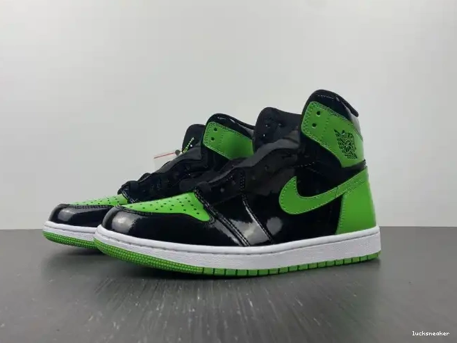LUCY Air High Pine 1 555088-030 OG Green Jordan 0516
